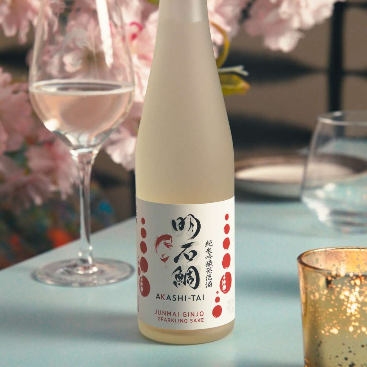 Akashi-Tai Junmai Ginjo Sparkling Sake (30cl)