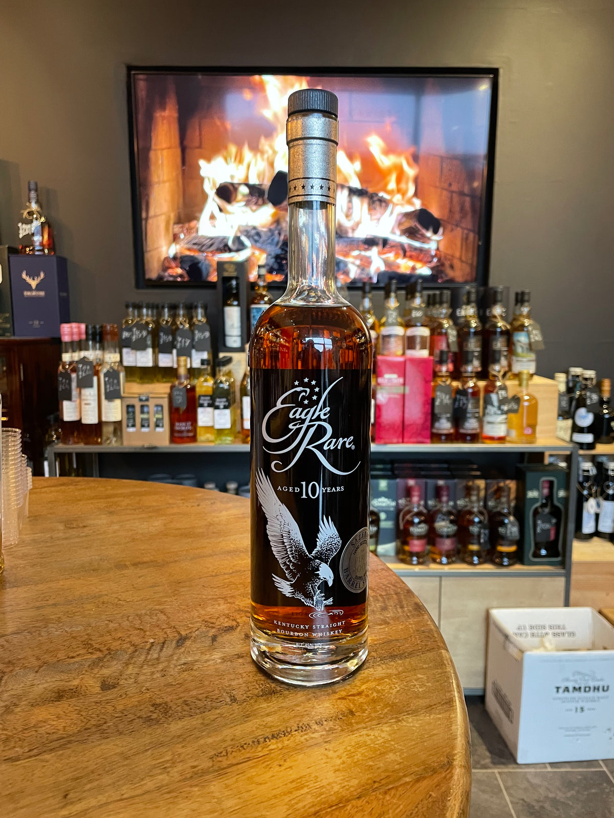 The Spirits Room Eagle Rare 10-Year-Old Kentucky Straight Bourbon Whiskey - Barrel Pick (Exclusive to The Spirits Room), 45%