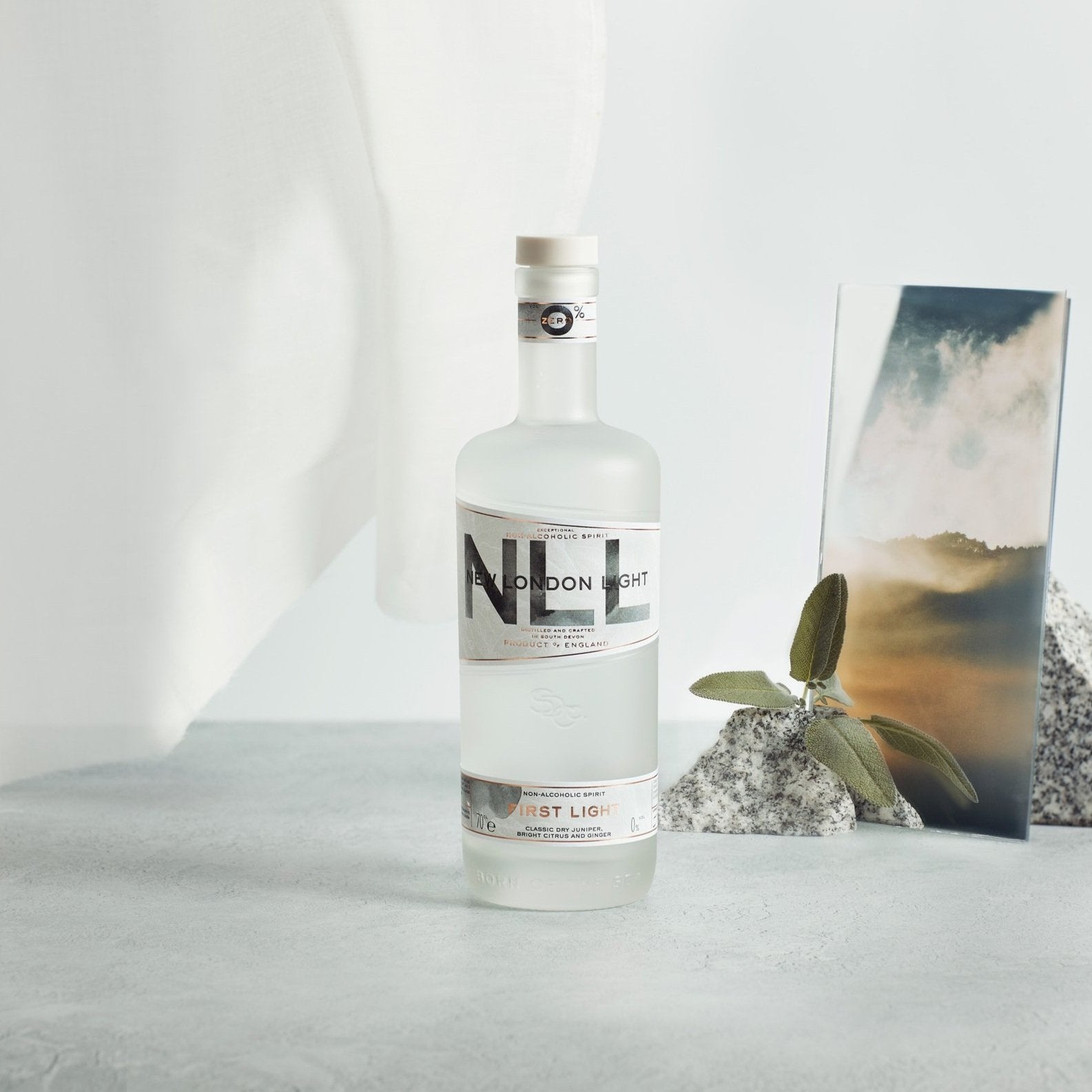 Bottle of Salcombe 'First Light' NLL, 0%